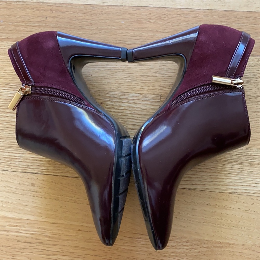 Bandolino Booties - Picture 2 of 11